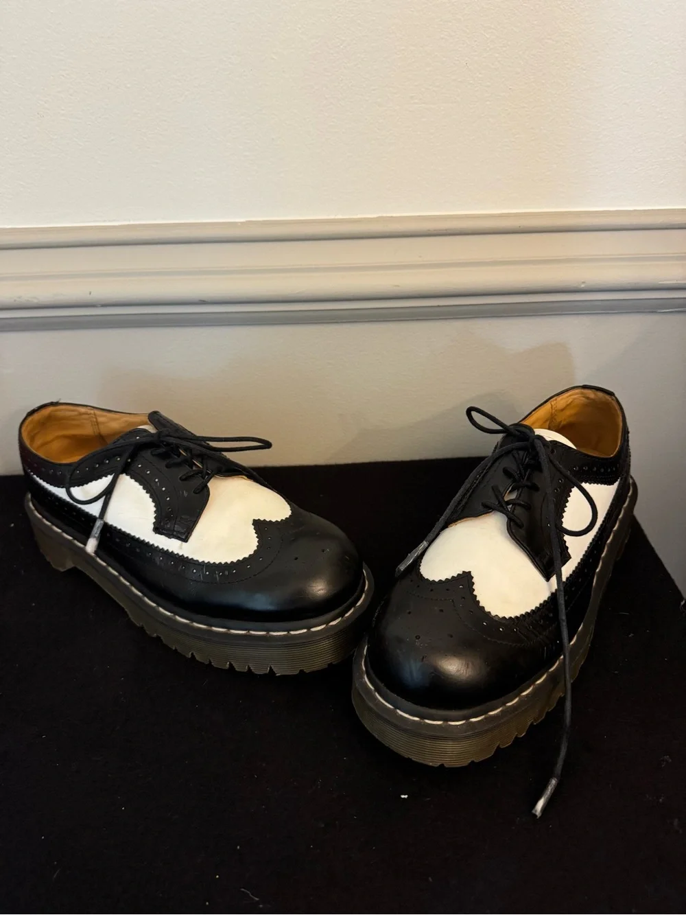 Dr.Martens Bex Wingtip Oxford Shoes Size 8M 9L